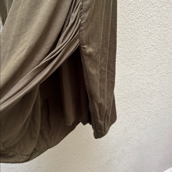 Banana republic | Elegant Olive Green Sleeveless ruched tank Dress - Picture 5 of 15